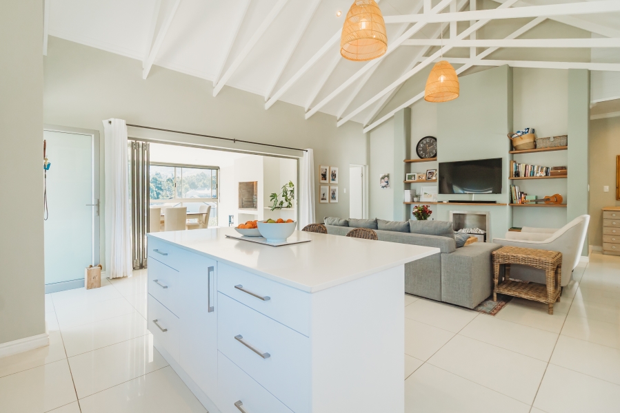 3 Bedroom Property for Sale in Mont Fleur Mountain Estate Western Cape